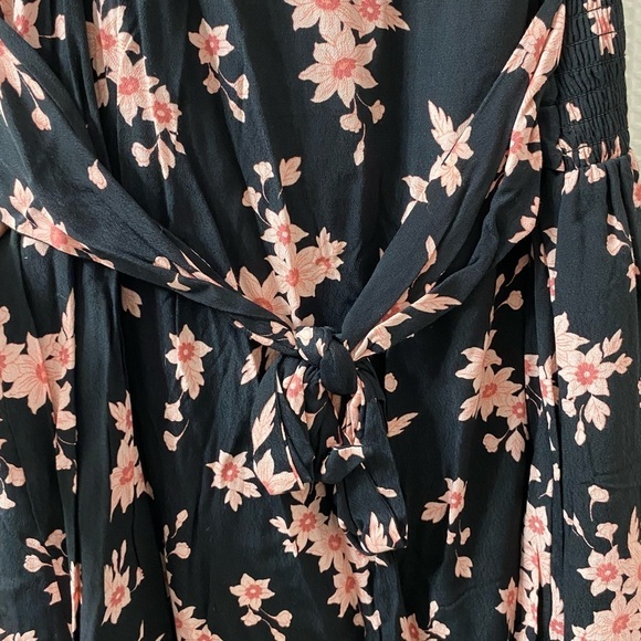 LOFT Floral Smocked Back Dress - Picture 5 of 8